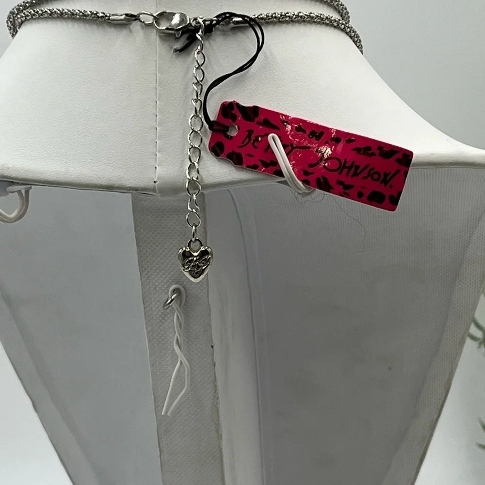 Betsey Johnson necklace 32”